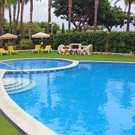 2 Bedroom Gorgeous In Oropesa Apartment *