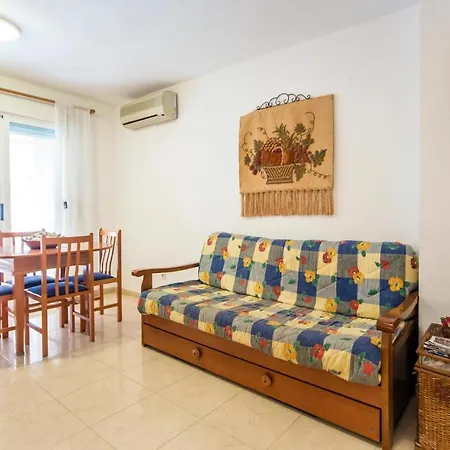 2 Bedroom Gorgeous In Oropesa Apartment Oropesa del Mar