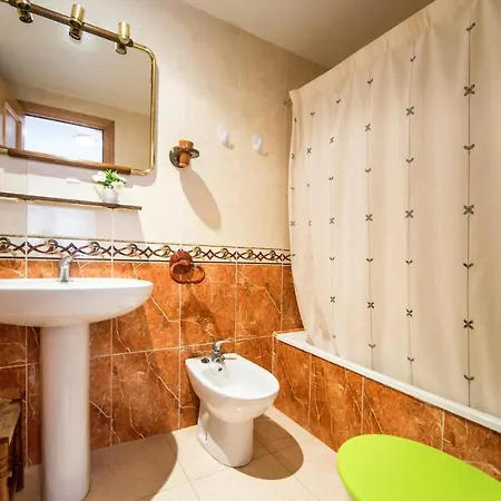 2 Bedroom Gorgeous In Oropesa Oropesa del Mar